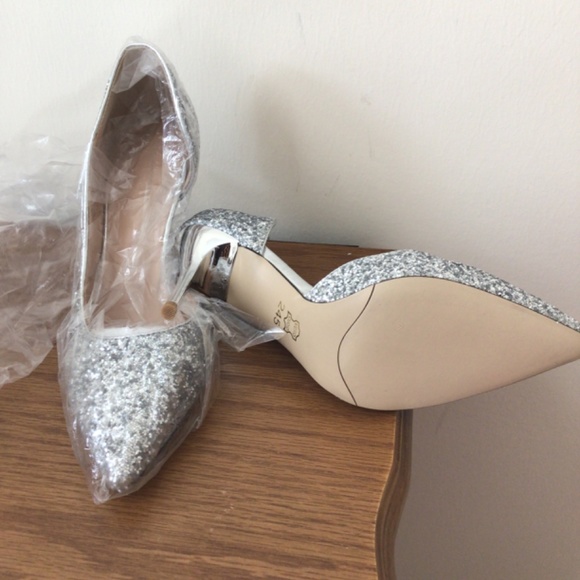 Silver - Picture 2 of 3